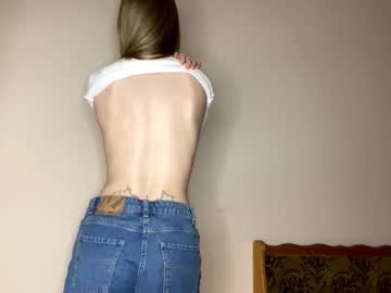 girl
        antionettepulgarin cam image #74130