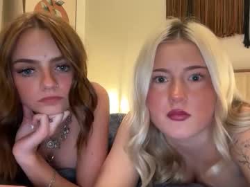 couple
        maddiethebaddiee cam image #70504