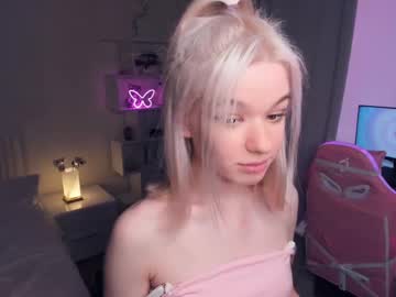girl
        winky_pink cam image #187852