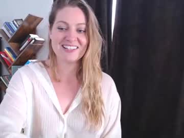 girl
        veronicawest cam image #45900