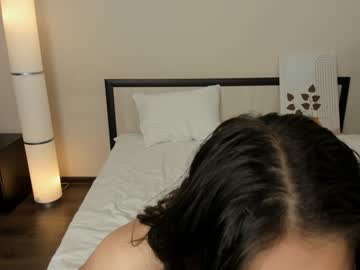 girl
        theaharrie cam image #193134