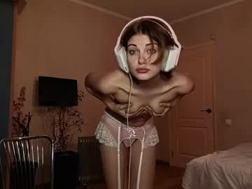 girl
        florenceheatly cam image #88844