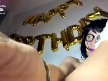 girl
        suuzykissuxoxo cam image #69071