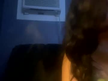 girl
        xoxocrybaby cam image #60235