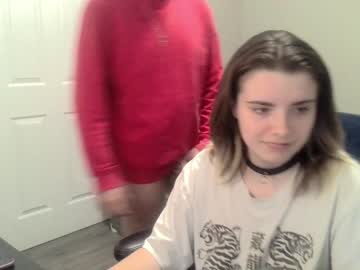 couple
        buttsmasher666 cam image #64313