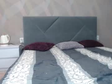 couple
        monicatedyy cam image #140727