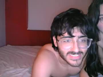 couple
        amoramarillo_ cam image #242705