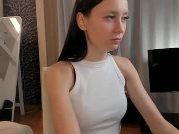 girl
        ashleyflitton cam image #230228