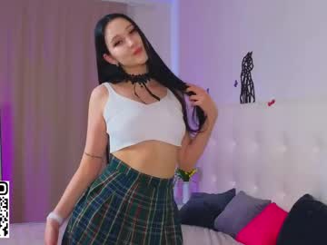 girl
        pandorapawss cam image #251633