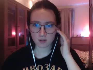 girl
        s_cara cam image #148737