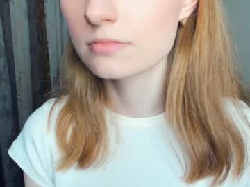 girl
        meand_you cam image #108122