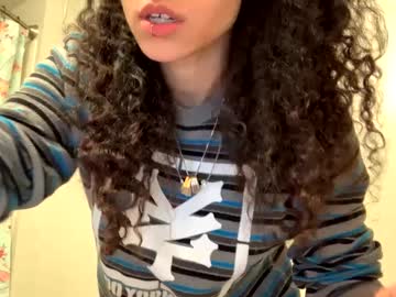 girl
        evusixx cam image #261175