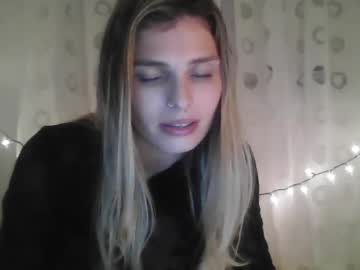 girl
        brandivelvet26 cam image #200260