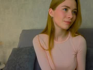 girl
        madewithloveincz cam image #231087
