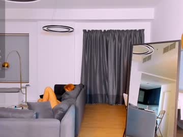 girl
        sonya__redhead cam image #199846
