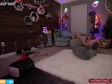 girl
        heatherbby9 cam image #19139