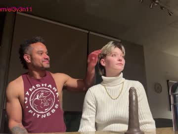 couple
        e13ven11 cam image #142835