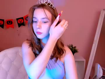 girl
        audrey_lawrie cam image #7890