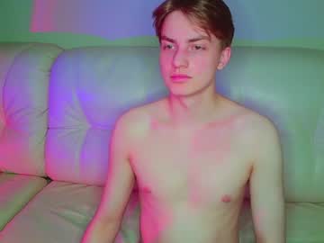 couple Adult Cam 2 Cam SEX with twinkiboys