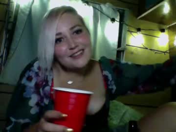 girl
        paisleysmith69 cam image #179125