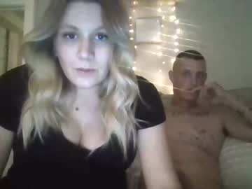 couple
        peyton_foryou cam image #76013
