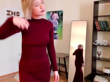 girl
        evamoonie_ cam image #244734