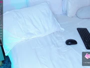 girl
        liia_sweett cam image #138543