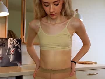 girl
        but_not_for_freeeeee cam image #213345