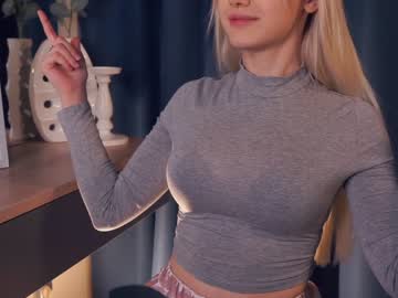 girl
        normabrandon cam image #150767