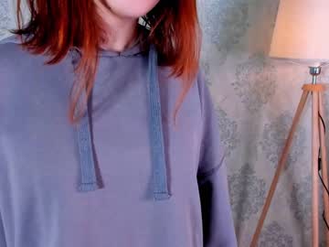 girl
        mariecurtisa cam image #134341