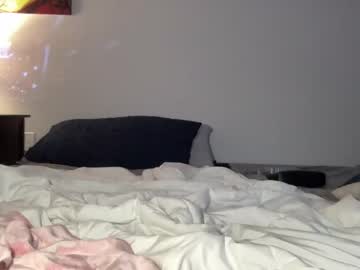 girl
        itskatieecole cam image #168045