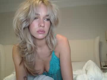 girl
        mslunasagex cam image #147635