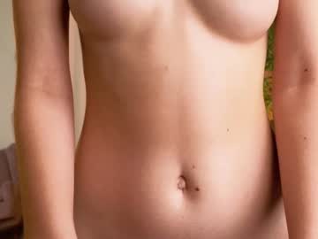 girl
        nancy__white cam image #186249