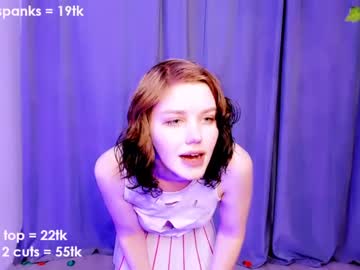 girl
        baeemily cam image #28413