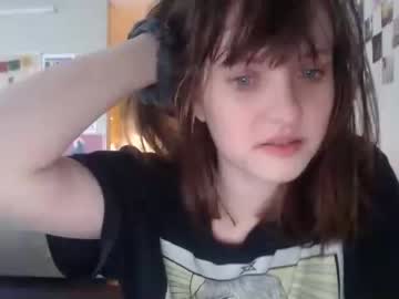 girl
        babyfaceforever cam image #32174