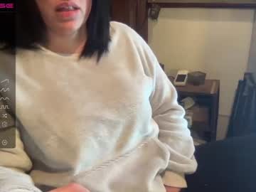 girl
        lonelylover2021 cam image #42525