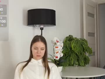 girl
        nico_collard cam image #240138