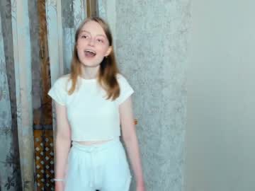 girl
        meand_you cam image #108113