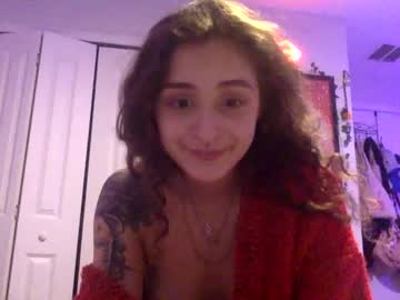girl
        dollatripper cam image #33708