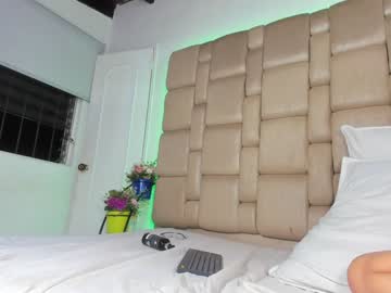 couple Adult Cam 2 Cam SEX with sara_angelo