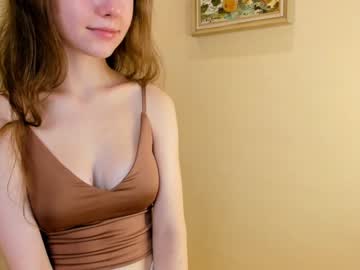 girl
        maryrogersa cam image #109136