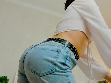 girl
        madnessgirl cam image #244445