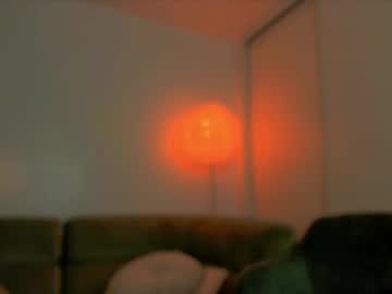 girl
        katee_bloss cam image #36558