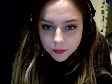 girl
        lillypadgrl cam image #122882