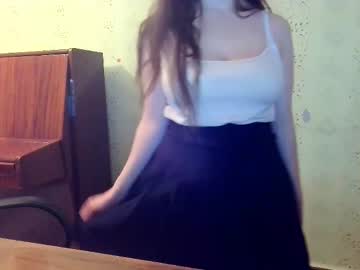 girl
        princess_ladylila cam image #247351