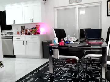 couple Adult Cam 2 Cam SEX with mistie_hightops