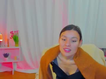 girl
        lika_diaz cam image #217570