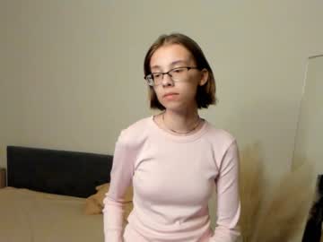 girl
        jodychurchwell cam image #170414