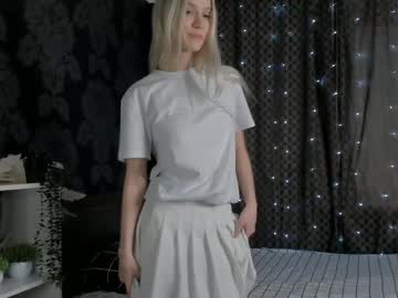 girl
        reynapain cam image #127662