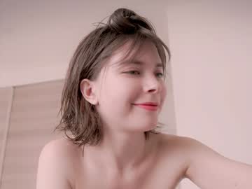 girl
        xiawa_xo cam image #7439